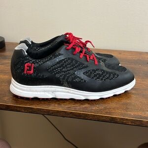 FJ golf shoes